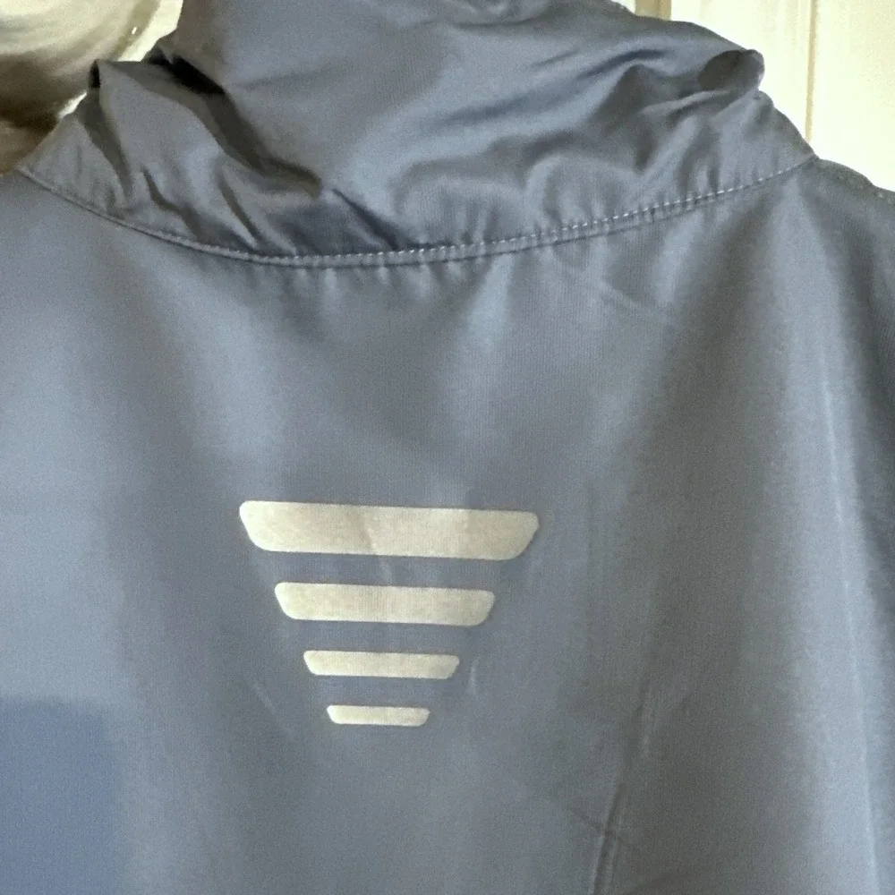 Reebok Windbreaker Jacket‎ Mens L Grey Black Full Zip Reflective Mock Neck Sport